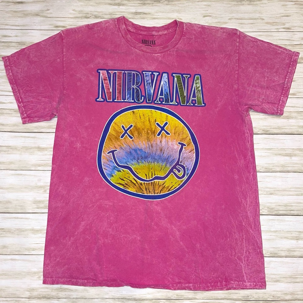 🔴SOLD🔴 Nirvana Smiley Face Pink Tshirt Sz L 🎸🔥